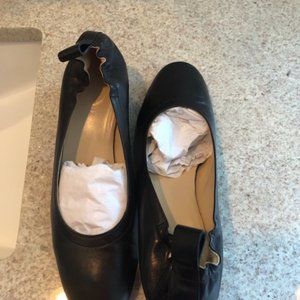 Everlane Black Pumps